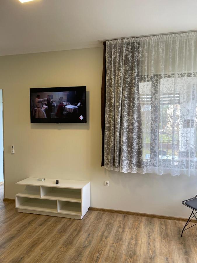 Apartment Comfort In Уреки Екстериор снимка
